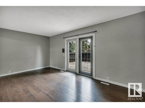 1626 37 Street, Edmonton, AB - Indoor Photo Showing Other Room