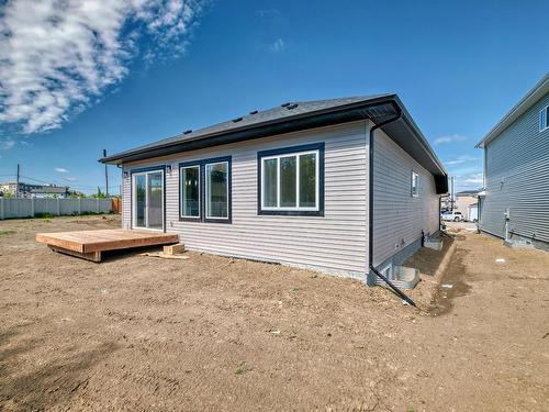 22 Meadowlink Point(E), Spruce Grove, AB - Outdoor With Exterior