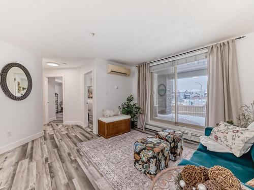 109 270 Mcconachie Drive, Edmonton, AB - Indoor Photo Showing Living Room