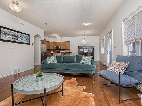 127 89 Rue Monette, Beaumont, AB - Indoor Photo Showing Living Room