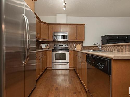 127 89 Rue Monette, Beaumont, AB - Indoor Photo Showing Kitchen