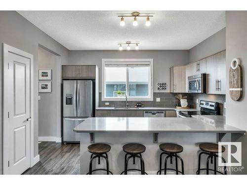 2114 24 Street, Edmonton, AB - Indoor Photo Showing Kitchen With Upgraded Kitchen