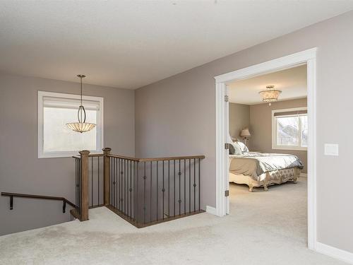 2307 Warry Court, Edmonton, AB - Indoor