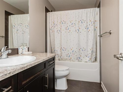 2307 Warry Court, Edmonton, AB - Indoor Photo Showing Bathroom