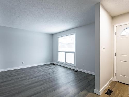 13247 47 Street, Edmonton, AB - Indoor Photo Showing Other Room