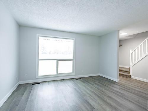 13247 47 Street, Edmonton, AB - Indoor Photo Showing Other Room