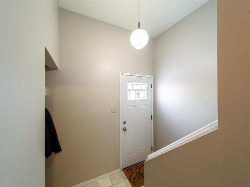 6416 17 Avenue, Edmonton, AB - Indoor Photo Showing Other Room