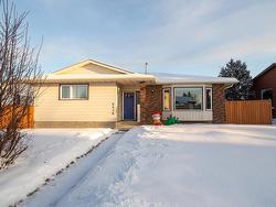 6416 17 Avenue  Edmonton, AB T6L 1N4