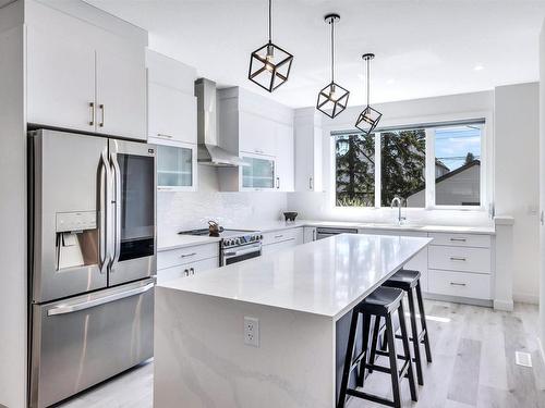 11345 111 Avenue, Edmonton, AB - Indoor Photo Showing Kitchen With Upgraded Kitchen