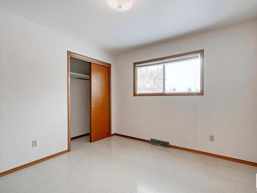 5110 57 Avenue, Leduc, AB - Indoor Photo Showing Other Room