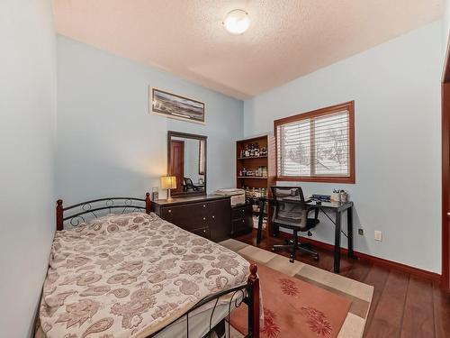 11916 91 Street, Edmonton, AB - Indoor Photo Showing Bedroom