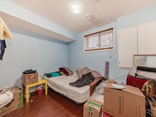 11916 91 Street, Edmonton, AB - Indoor Photo Showing Bedroom