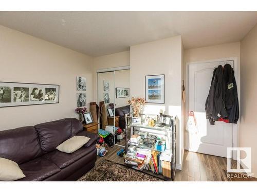 320 7511 171 Street, Edmonton, AB - Indoor Photo Showing Living Room