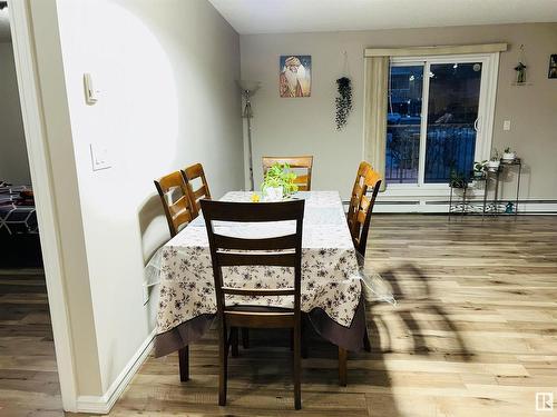 104 4407 23 Street Nw, Edmonton, AB - Indoor Photo Showing Dining Room