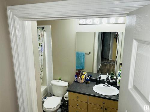 104 4407 23 Street Nw, Edmonton, AB - Indoor Photo Showing Bathroom