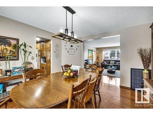 111 Parkview Drive, Wetaskiwin, AB - Indoor Photo Showing Dining Room