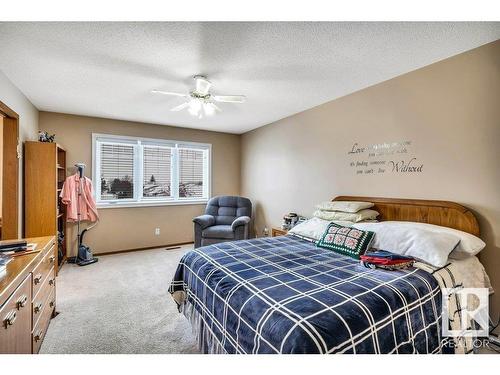 111 Parkview Drive, Wetaskiwin, AB - Indoor Photo Showing Bedroom