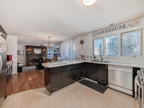 27 52212 Rge Road 274 Nw, Rural Parkland County, AB - Indoor Photo Showing Kitchen With Double Sink