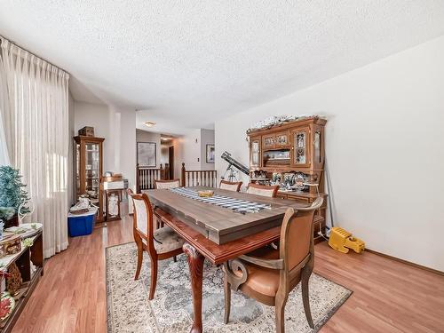 27 52212 Rge Road 274 Nw, Rural Parkland County, AB - Indoor Photo Showing Dining Room