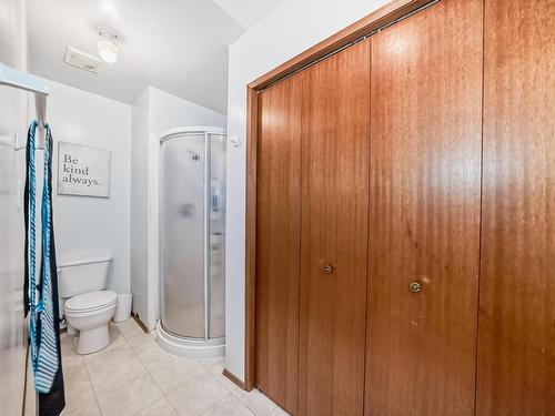 27 52212 Rge Road 274 Nw, Rural Parkland County, AB - Indoor Photo Showing Bathroom