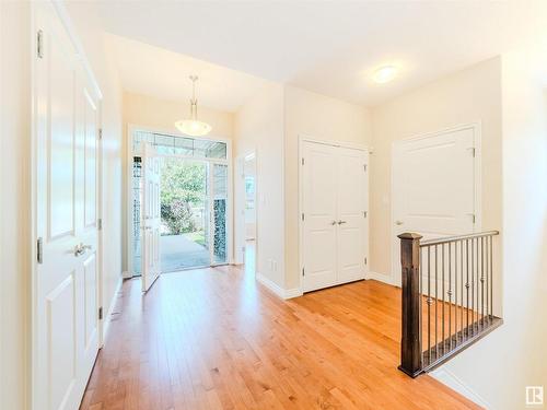 49 18343 Lessard Road, Edmonton, AB - Indoor Photo Showing Kitchen