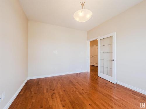 49 18343 Lessard Road, Edmonton, AB - Indoor Photo Showing Bathroom