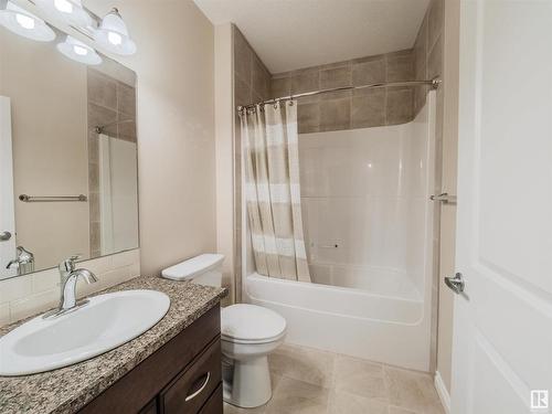 49 18343 Lessard Road, Edmonton, AB - Indoor Photo Showing Bathroom