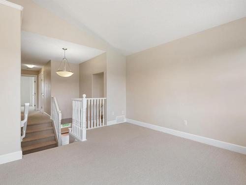 3231 Whitelaw Drive, Edmonton, AB - Indoor Photo Showing Other Room