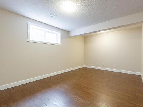 3231 Whitelaw Drive, Edmonton, AB - Indoor Photo Showing Other Room