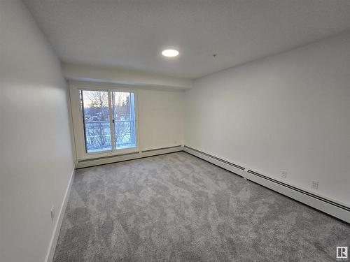 205 9504 182 Street, Edmonton, AB - Indoor Photo Showing Other Room