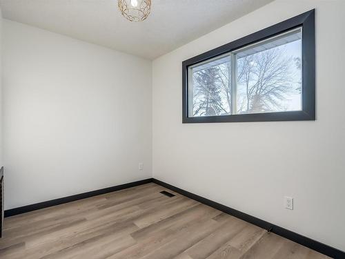 54 Westglen Crescent, Spruce Grove, AB - Indoor Photo Showing Other Room