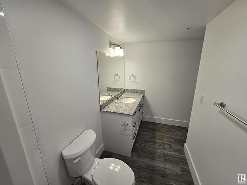 207 9504 182 Street, Edmonton, AB - Indoor Photo Showing Bathroom