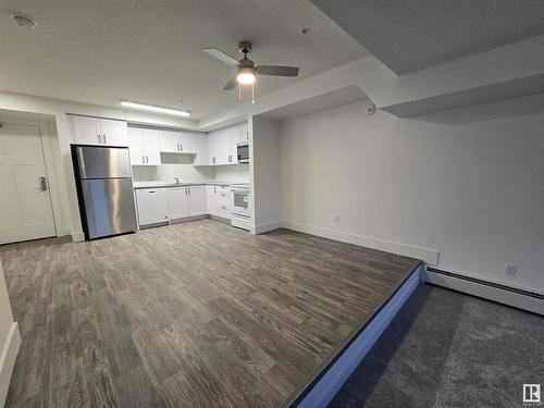 307 9504 182 Street, Edmonton, AB - Indoor Photo Showing Kitchen