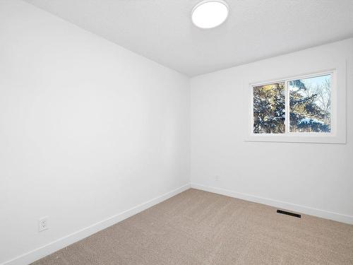 9C Twin Terrace, Edmonton, AB - Indoor Photo Showing Other Room