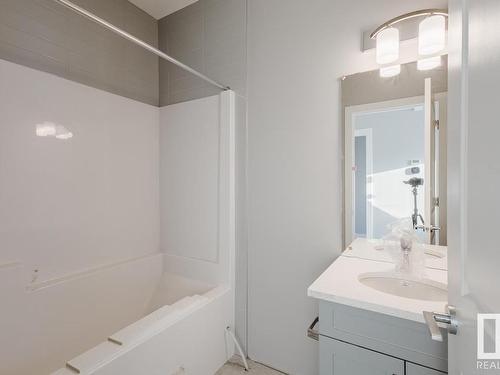 7127 52 Avenue, Beaumont, AB - Indoor Photo Showing Bathroom