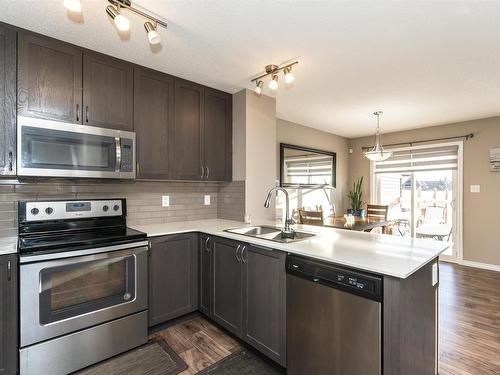 549 Ebbers Way, Edmonton, AB - Indoor Photo Showing Kitchen With Stainless Steel Kitchen With Double Sink With Upgraded Kitchen