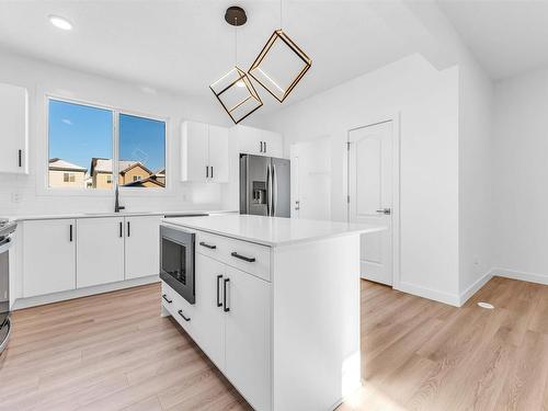 1224 14 Avenue Nw, Edmonton, AB - Indoor Photo Showing Kitchen With Upgraded Kitchen