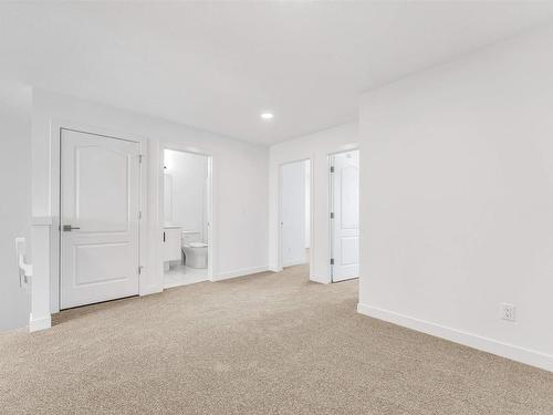 1224 14 Avenue Nw, Edmonton, AB - Indoor Photo Showing Other Room