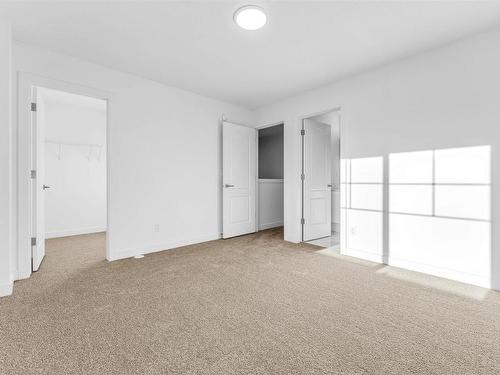 1224 14 Avenue Nw, Edmonton, AB - Indoor Photo Showing Other Room