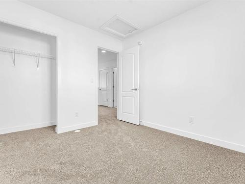 1224 14 Avenue Nw, Edmonton, AB - Indoor Photo Showing Other Room