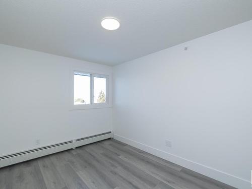 311 9504 182 Street, Edmonton, AB - Indoor Photo Showing Other Room