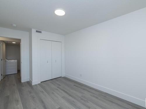 311 9504 182 Street, Edmonton, AB - Indoor Photo Showing Other Room