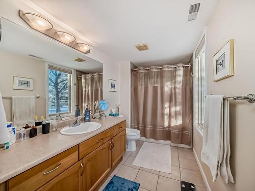 111 530 Hooke Road, Edmonton, AB - Indoor Photo Showing Bathroom