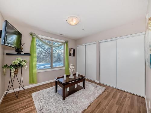 111 530 Hooke Road, Edmonton, AB - Indoor Photo Showing Other Room