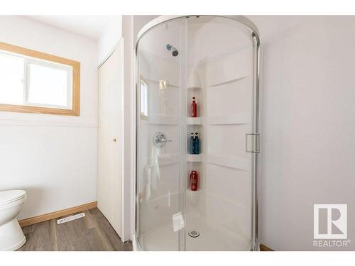 14722 Hwy 28, Rural Smoky Lake County, AB - Indoor Photo Showing Bathroom