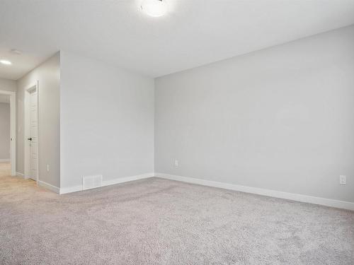 6 Kingsbury Circle, Spruce Grove, AB - Indoor Photo Showing Other Room