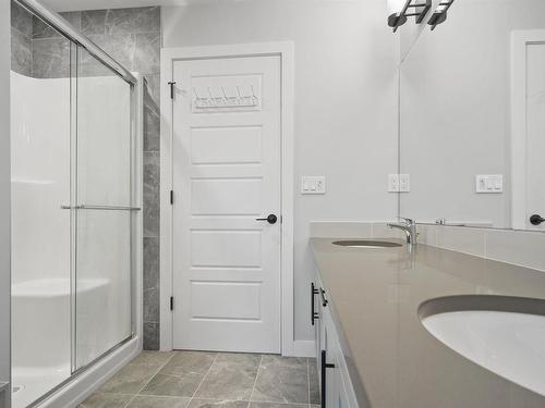 6 Kingsbury Circle, Spruce Grove, AB - Indoor Photo Showing Bathroom