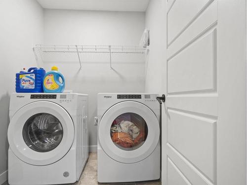 6 Kingsbury Circle, Spruce Grove, AB - Indoor Photo Showing Laundry Room