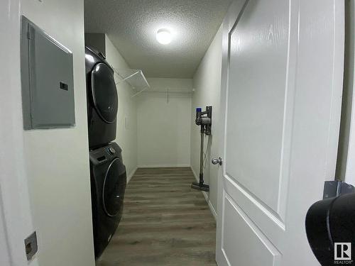 6125 7331 South Terwillegar Drive Nw, Edmonton, AB - Indoor Photo Showing Laundry Room