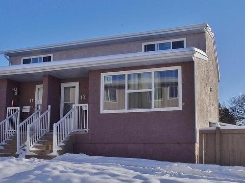 10 13570 38 Street, Edmonton, AB - Outdoor